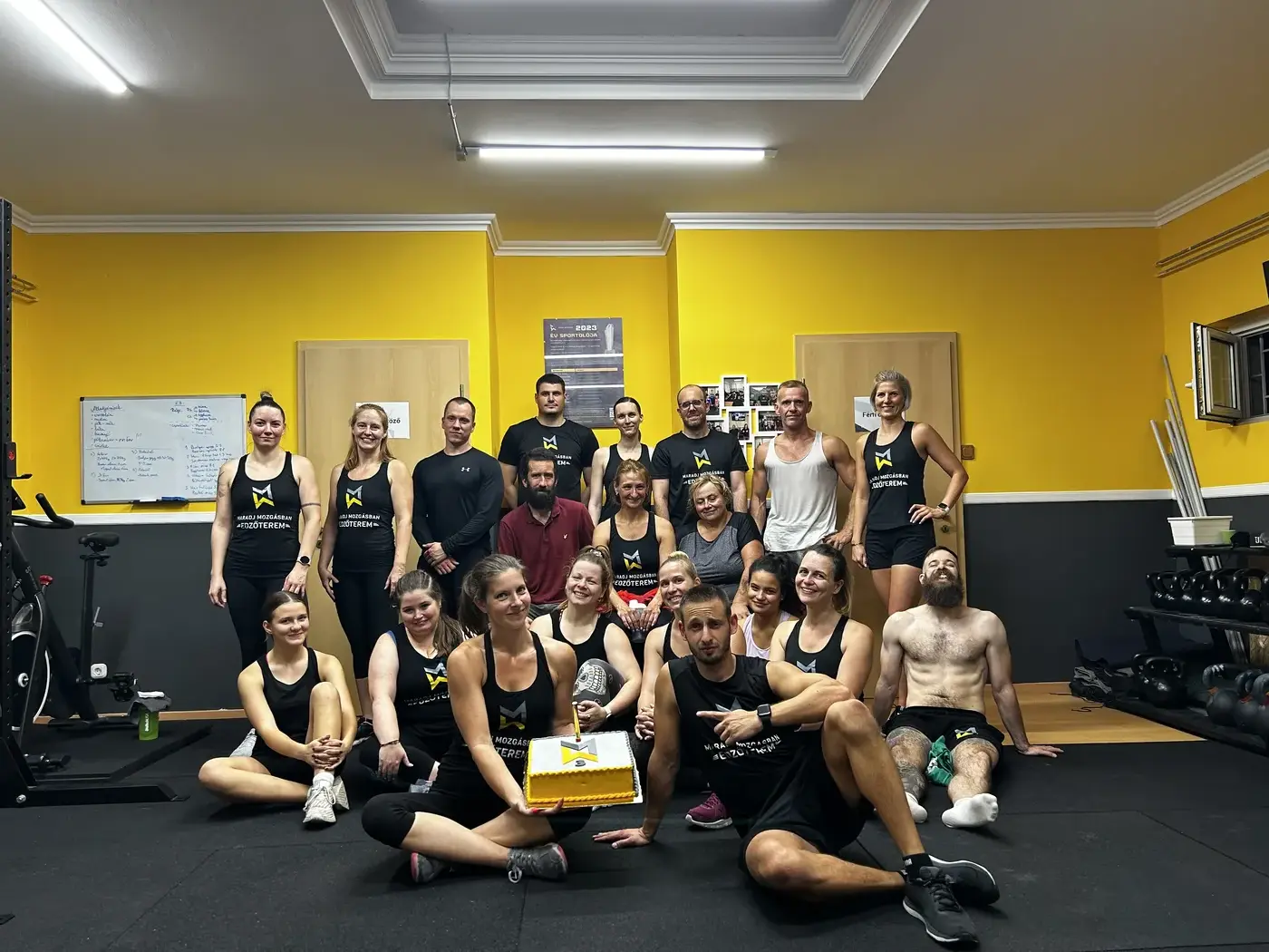 Kóti Szandival bővült a csapatunk és Új köntösbe öltöztettük a termünket 2