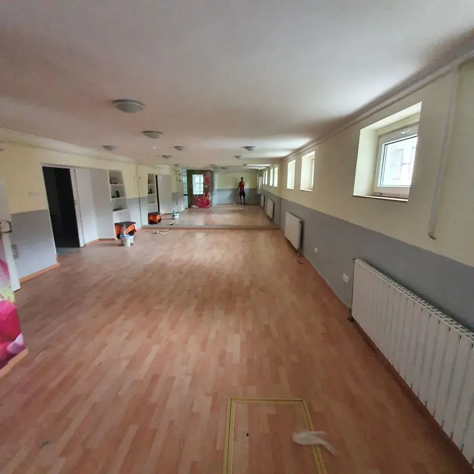 Felújítás: az üres térből edzőterem lesz 2