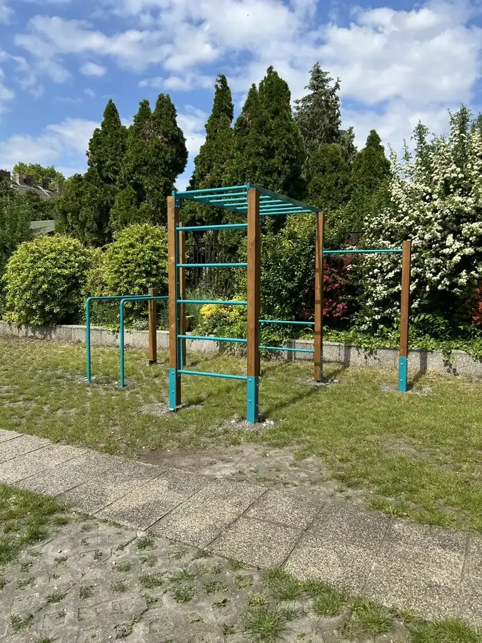 Kültéri kondipark a kertben